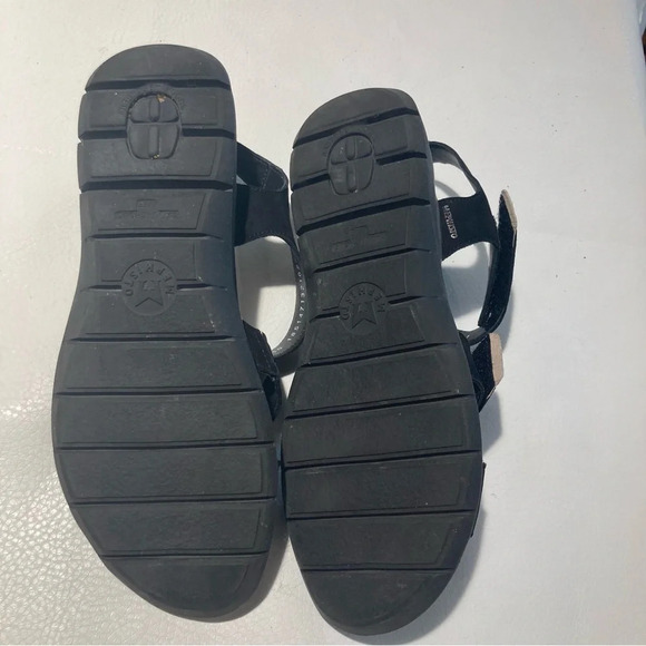 MEPHISTO Sz 41 Velvet Gold Cross Strappy Made  in Portugal Sandals - Picture 11 of 14